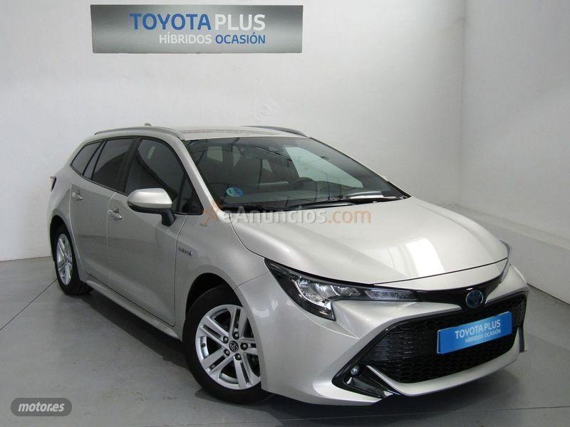 Toyota Corolla 1.8 125H ACTIVE TECH ECVT TOU SPORT de 2021 con 7.648 Km por 21.990 EUR. en Valladolid