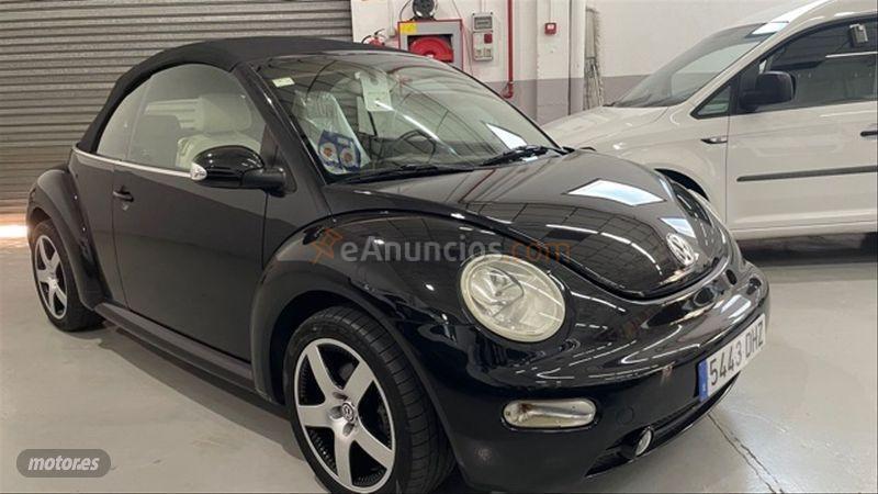 Volkswagen New Beetle 1.6 Cabriolet de 2005 con 102.320 Km por 6.995 EUR. en Barcelona