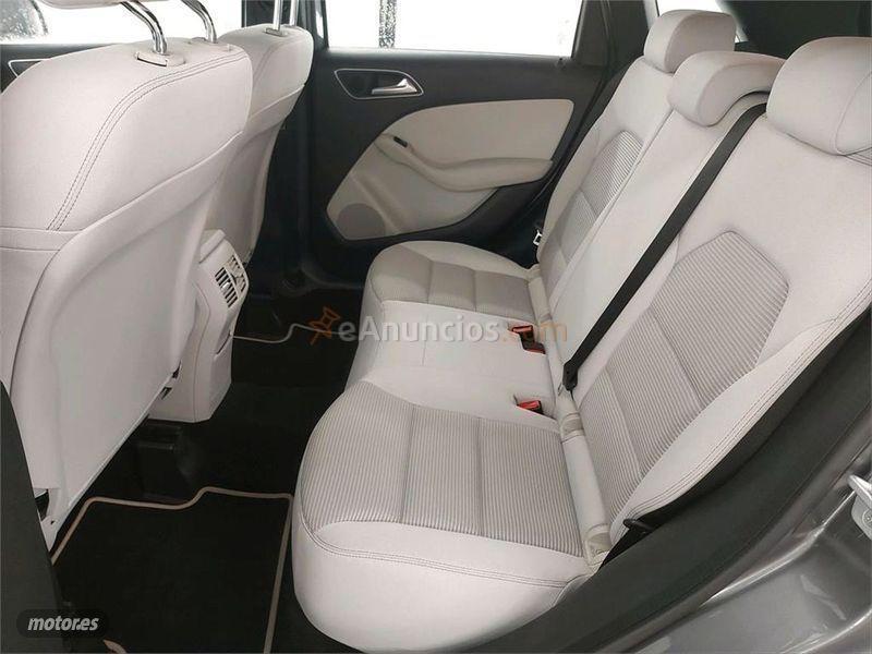 Mercedes Clase B B 180 d de 2017 con 145.000 Km por 18.990 EUR. en La Coruna