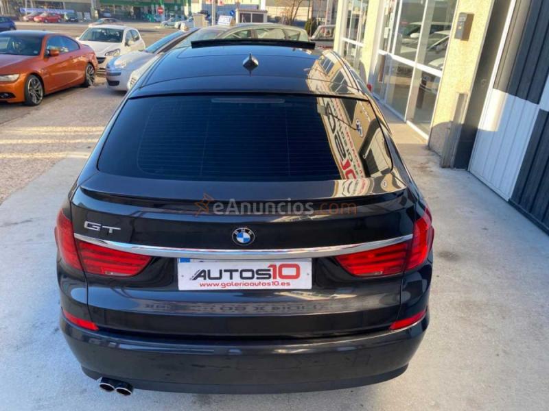 BMW Serie 5 Gran Turismo con libro de matenimiento al dia 