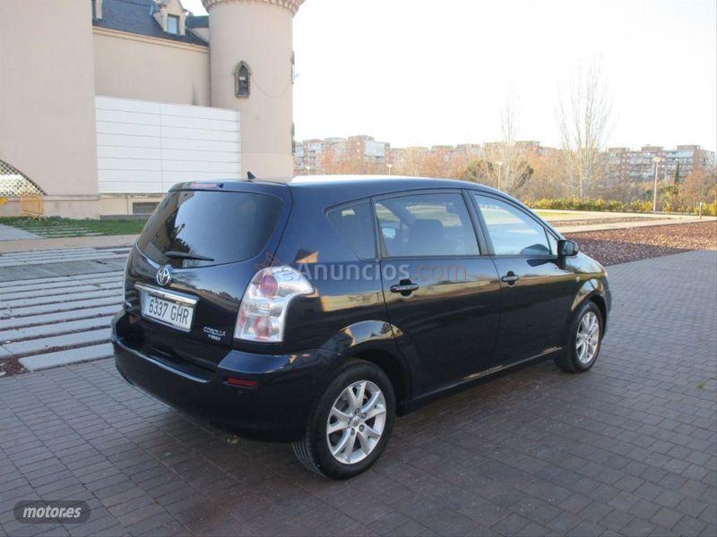 Toyota Corolla Verso 1.8 VVTi Luna de 2009 con 198.000 Km por 4.990 EUR. en Madrid
