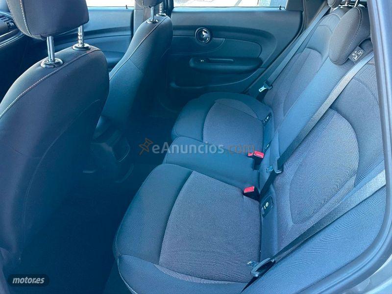Mini Clubman ONE D de 2017 con 91.000 Km por 16.950 EUR. en Cadiz