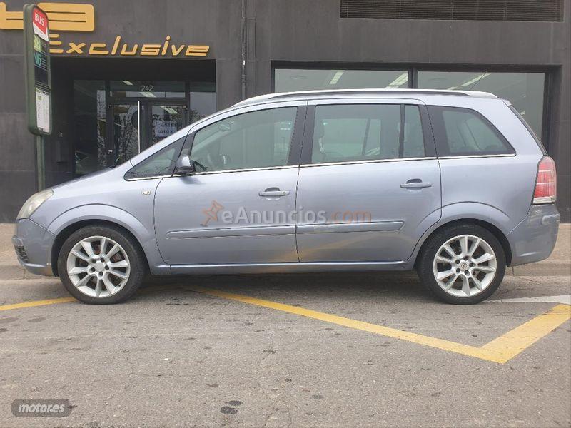 Opel Zafira Cosmo 1.9 CDTi 16v de 2006 con 350.000 Km por 2.600 EUR. en Zaragoza