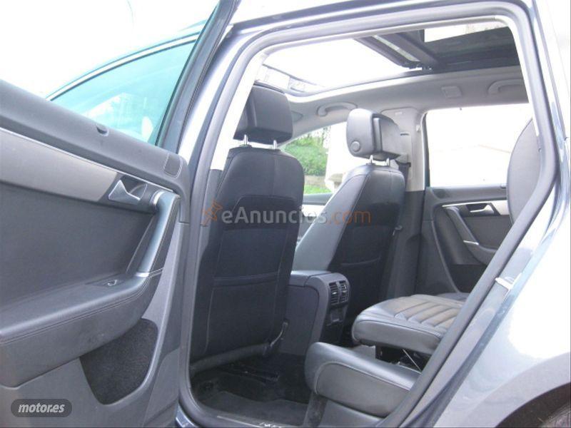 Volkswagen Passat Variant 2.0 TDI 140cv Highline BMot Tech de 2014 con 140.000 Km por 15.600 EUR. en La Coruna