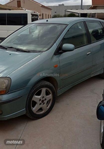Nissan Almera tino 2.2dCi 112 Visia de 2003 con 229.000 Km por 999 EUR. en Murcia