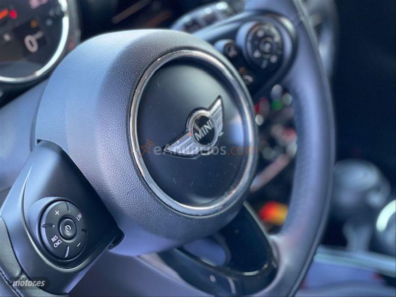 Mini Clubman ONE D de 2017 con 82.696 Km por 19.300 EUR. en La Coruna