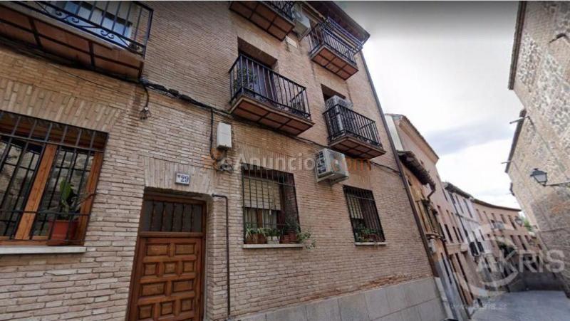 Piso en venta en el Casco Histórico de Toledo, bien ubicado…  no se lo pierda 