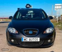 Seat Altea XL 1.9 TDI 105cv Stylance de 2007 con 125.300 Km por 6.900 EUR. en Sevilla