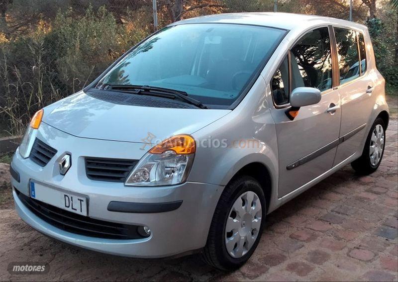 Renault Modus Confort Dynamique 1.4 16v de 2005 con 76.000 Km por 3.450 EUR. en Barcelona