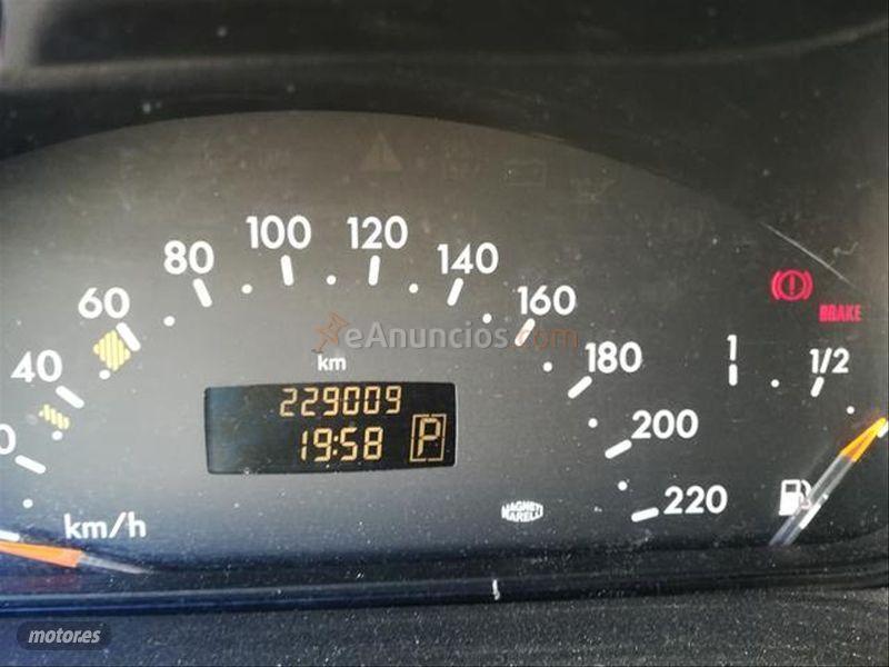 Mercedes Clase A A 170 CDI AVANTGARDE de 2000 con 22.900 Km por 3.900 EUR. en Almeria