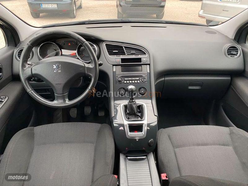 Peugeot 5008 Confort 1.6 HDI 110 FAP de 2010 con 182.000 Km por 6.000 EUR. en Alicante