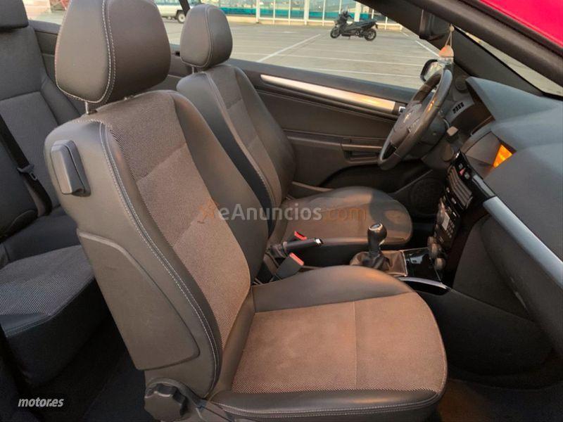 Opel Astra Twin Top 1.9 CDTi Cosmo de 2009 con 169.000 Km por 4.500 EUR. en Barcelona
