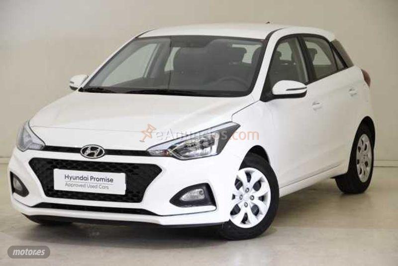 Hyundai i20 I20 FL 5P TGDI 1.0 100CV ESSENCE LE de 2020 con 4.596 Km por 12.500 EUR. en Granada