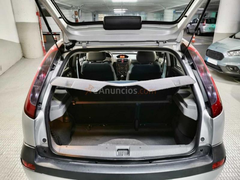 Opel Corsa 1.2 Comfort 70cv. Impecable, a toda prueba. 