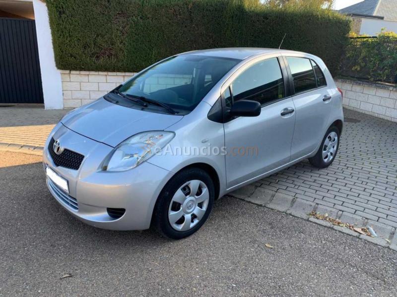 Toyota Yaris 1.3 VVti 