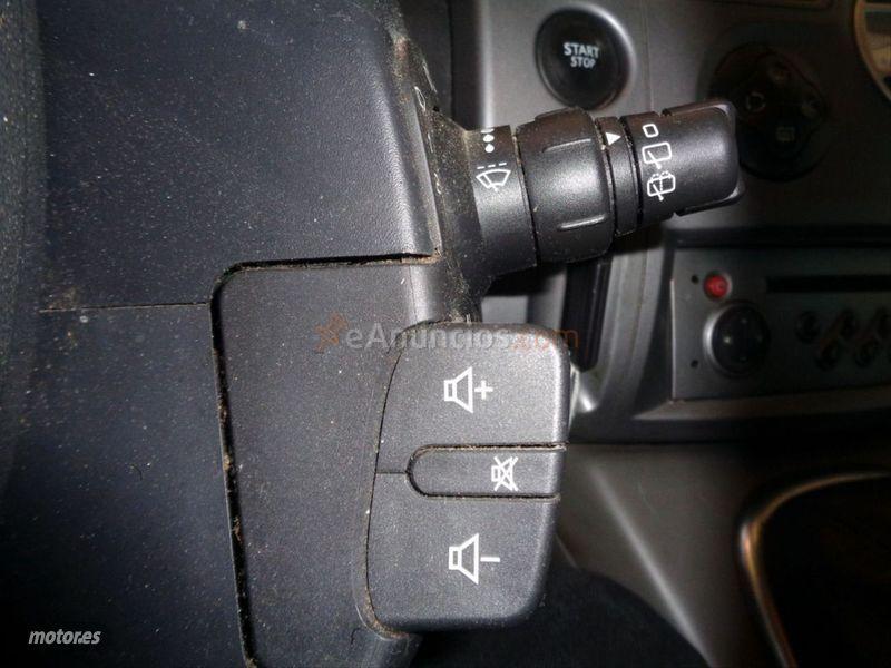 Renault Scenic Privilege 1.5dCi105 EU4 eco2 de 2007 con 317.151 Km por 1.500 EUR. en Toledo