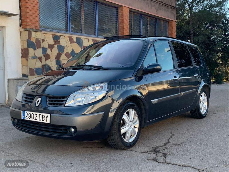 Renault Scenic CONFORT AUTHENTIQUE 1.5DCI80 de 2004 con 198.000 Km por 2.900 EUR. en Barcelona