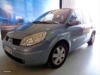 Renault Scenic Confort Dynamique 1.9dCi EU4 de 2006 con 247.844 Km por 1.750 EUR. en Madrid