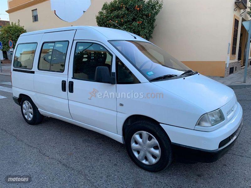 Citroen Jumpy JUMPY 1.9 D COMBI CONFORT 8PL. de 2002 con 234.138 Km por 2.999 EUR. en Sevilla