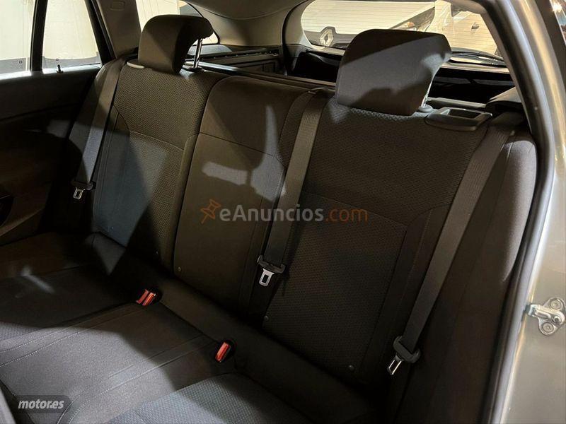 Opel Insignia ST 2.0 CDTI 130 CV Selective Auto de 2015 con 231.000 Km por 9.490 EUR. en Madrid