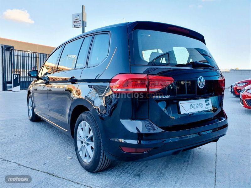 Volkswagen Touran Advance 1.6 TDI SCR 115CV BMT de 2016 con 170.000 Km por 15.500 EUR. en Cadiz
