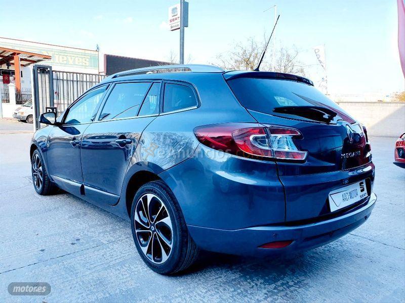 Renault Megane Sp. Tourer Bose En. dCi 81kW 110CV de 2016 con 120.000 Km por 11.800 EUR. en Cadiz