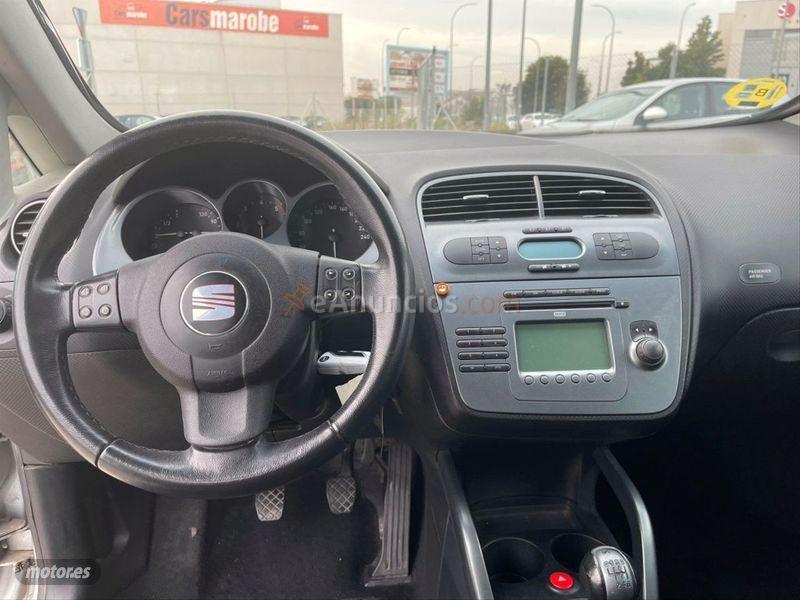 Seat Altea XL 2.0 TDI 140cv Sport Up de 2007 con 292.016 Km por 3.999 EUR. en Madrid