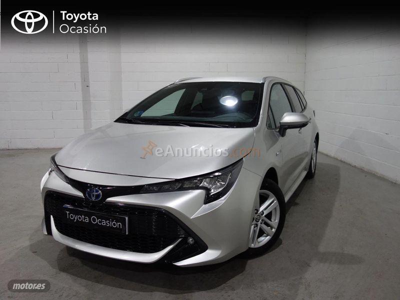 Toyota Corolla 1.8 125H ACTIVE TECH ECVT TOU SPORT de 2021 con 23.206 Km por 23.200 EUR. en Madrid