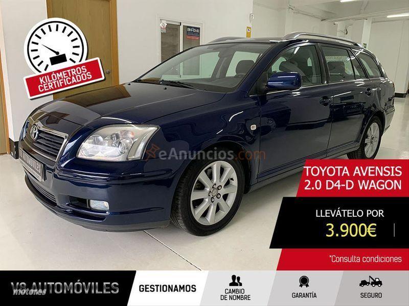 Toyota Avensis 2.0 D4D EXECUTIVE de 2004 con 204.000 Km por 3.900 EUR. en Valencia