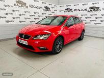 Seat Leon ST 1.6 TDI 110cv StSp Style Connect de 2015 con 165.000 Km por 9.990 EUR. en Madrid