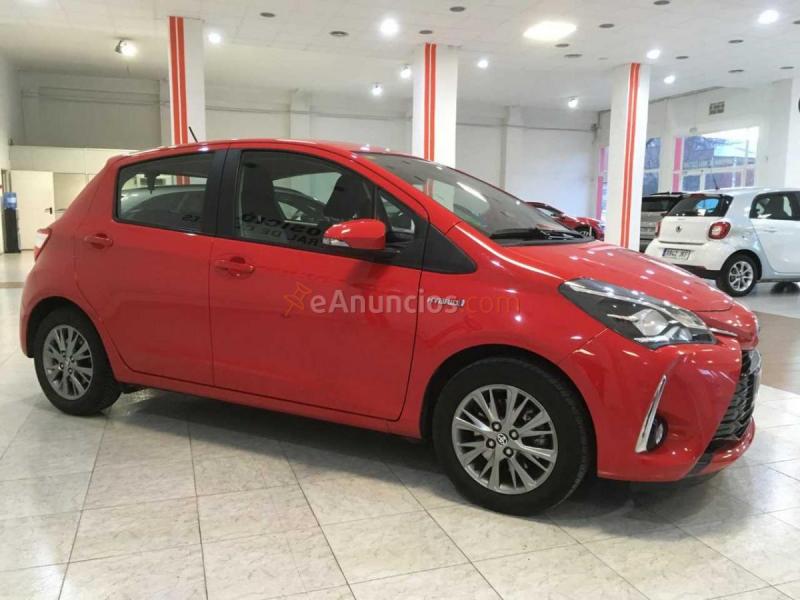 Toyota Yaris 100 Hybrid Active Pack  Cool  Navi Touch & Go 