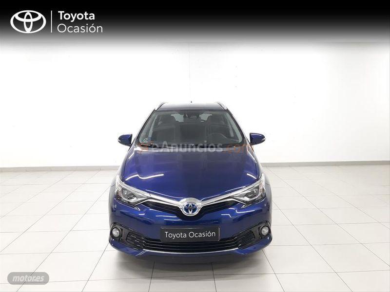 Toyota Auris 1.8 140H Feel Touring Sports de 2018 con 42.506 Km por 17.990 EUR. en Madrid