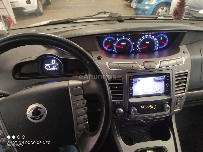 Ssangyong Rodius eXdi Limited de 2014 con 198.000 Km por 11.300 EUR. en Madrid
