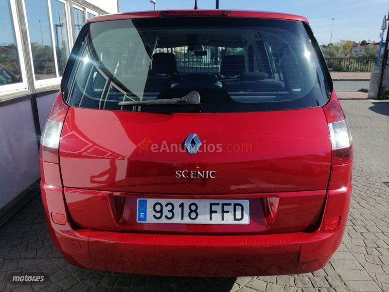 Renault Grand Scenic Dynamique 7 plazas 1.5dCi105 EU4 de 2006 con 200.000 Km por 3.300 EUR. en Sevilla