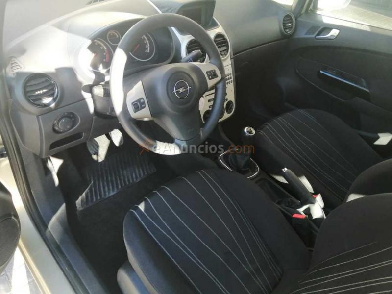 Opel Corsa Enjoy 1.2 