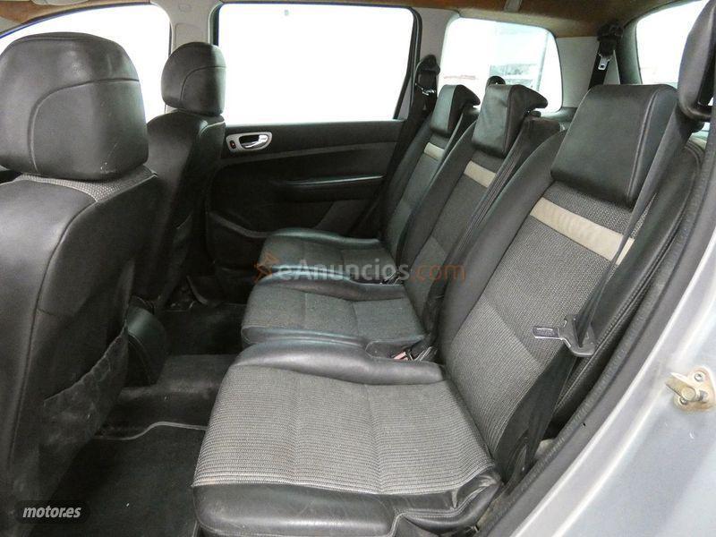 Peugeot 307 Break 2.0 HDi 110 XR Clim de 2004 con 179.754 Km por 2.900 EUR. en Madrid