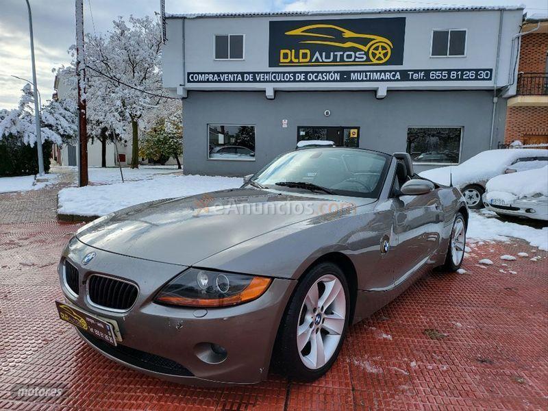 BMW Z4 2.5i de 2004 con 150.000 Km por 8.999 EUR. en Salamanca