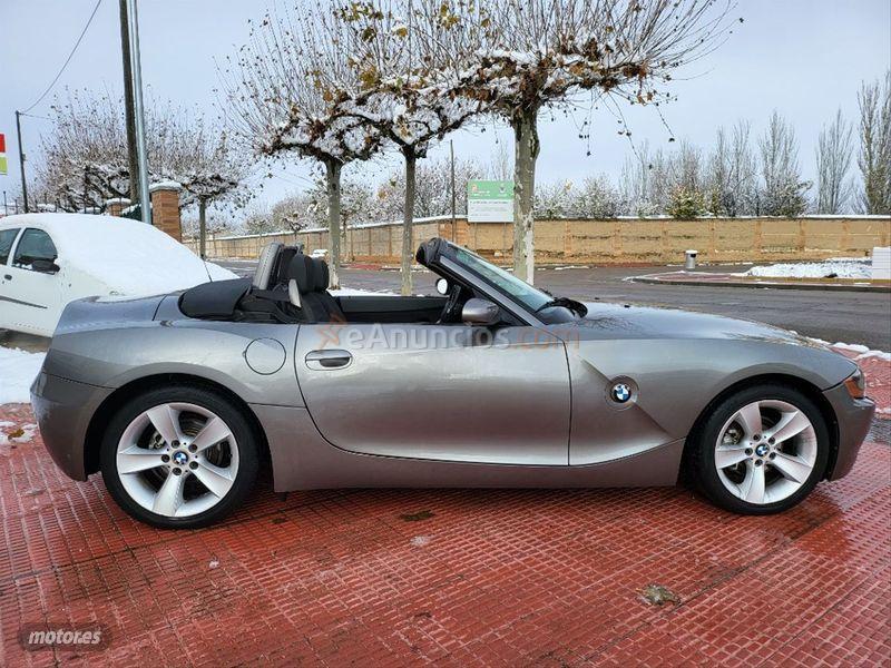 BMW Z4 2.5i de 2004 con 150.000 Km por 8.999 EUR. en Salamanca