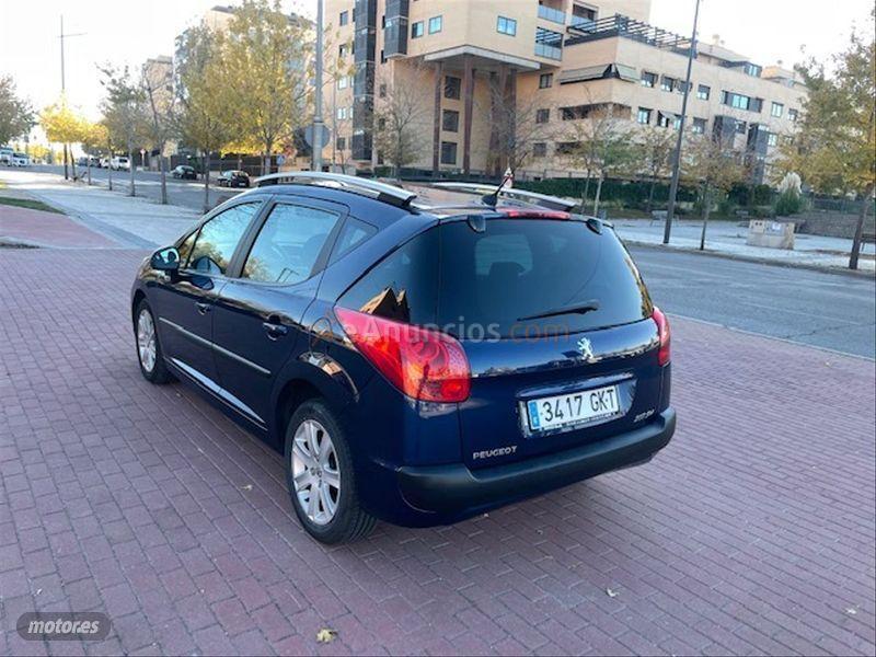 Peugeot 207 SW Sport 1.6 HDI 90 de 2010 con 175.000 Km por 3.900 EUR. en Madrid