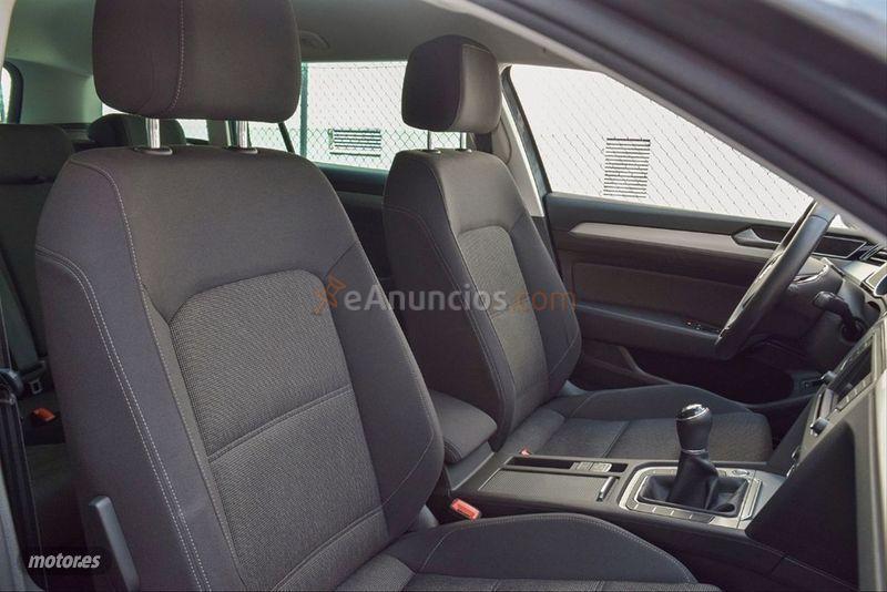 Volkswagen Passat Variant Advance 2.0 TDI 110kW150CV BMT de 2017 con 95.600 Km por 19.900 EUR. en Madrid