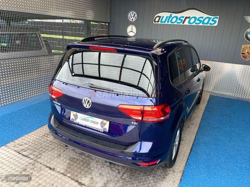 Volkswagen Touran Edition 1.6 TDI CR 110CV BMT de 2016 con 99.000 Km por 18.900 EUR. en Pontevedra