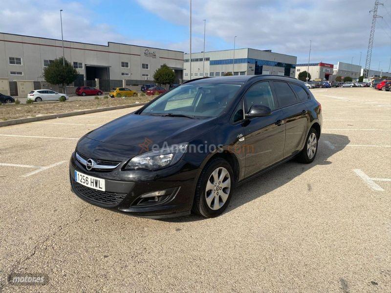 Opel Astra 1.7 CDTi SS 130 CV Sportive ST de 2014 con 123.000 Km por 7.900 EUR. en Alicante