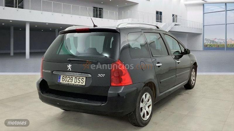 Peugeot 307 SW Pack 1.6 HDi 90 de 2005 con 153.216 Km por 2.170 EUR. en Toledo