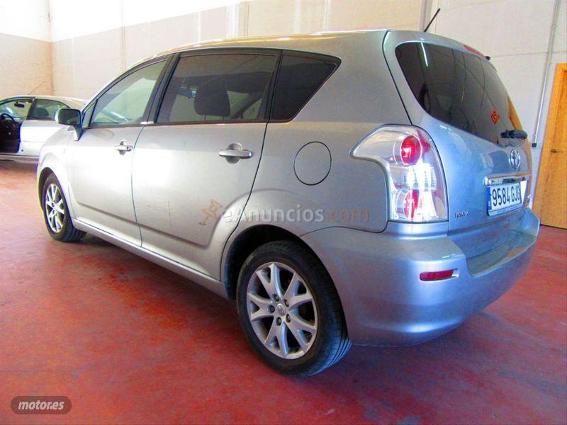 Toyota Corolla Verso 2.2 D4D 136cv Sol de 2008 con 415.612 Km por 2.190 EUR. en Toledo