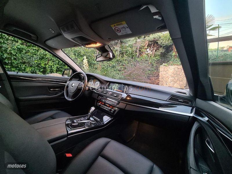 BMW Serie 5 520dA Touring de 2016 con 155.900 Km por 17.990 EUR. en Madrid