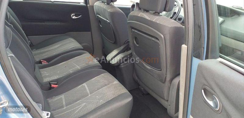 Renault Scenic Confort Dynamique 1.5dCi105 EU4 de 2006 con 167.000 Km por 3.400 EUR. en Alicante