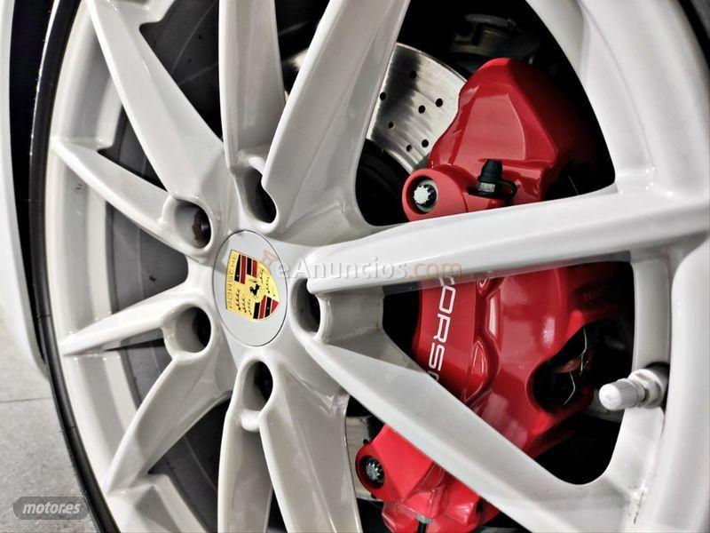 Porsche 911 Carrera 4S Cabriolet de 2020 con 33.000 Km por 169.900 EUR. en Barcelona