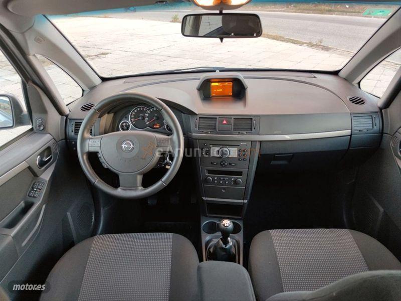 Opel Meriva 1.6 XEP Cosmo de 2009 con 103.000 Km por 4.500 EUR. en Malaga