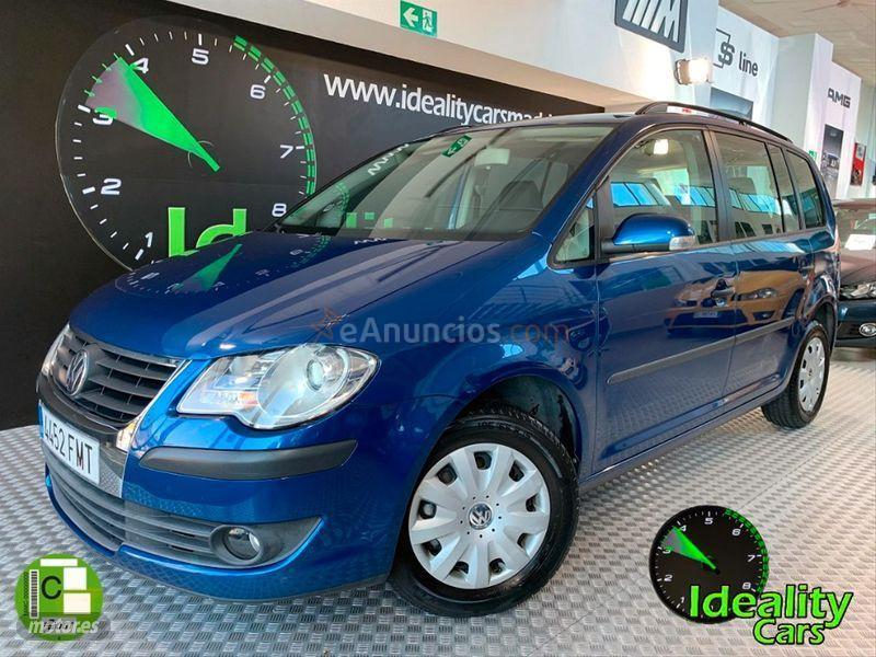 Volkswagen Touran 1.6 102 Traveller de 2007 con 176.000 Km por 7.990 EUR. en Madrid