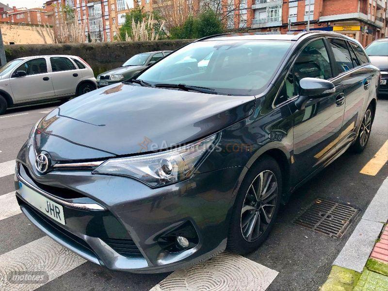 Toyota Avensis 2.0 150D ADVANCE TS de 2015 con 125.000 Km por 13.950 EUR. en Asturias